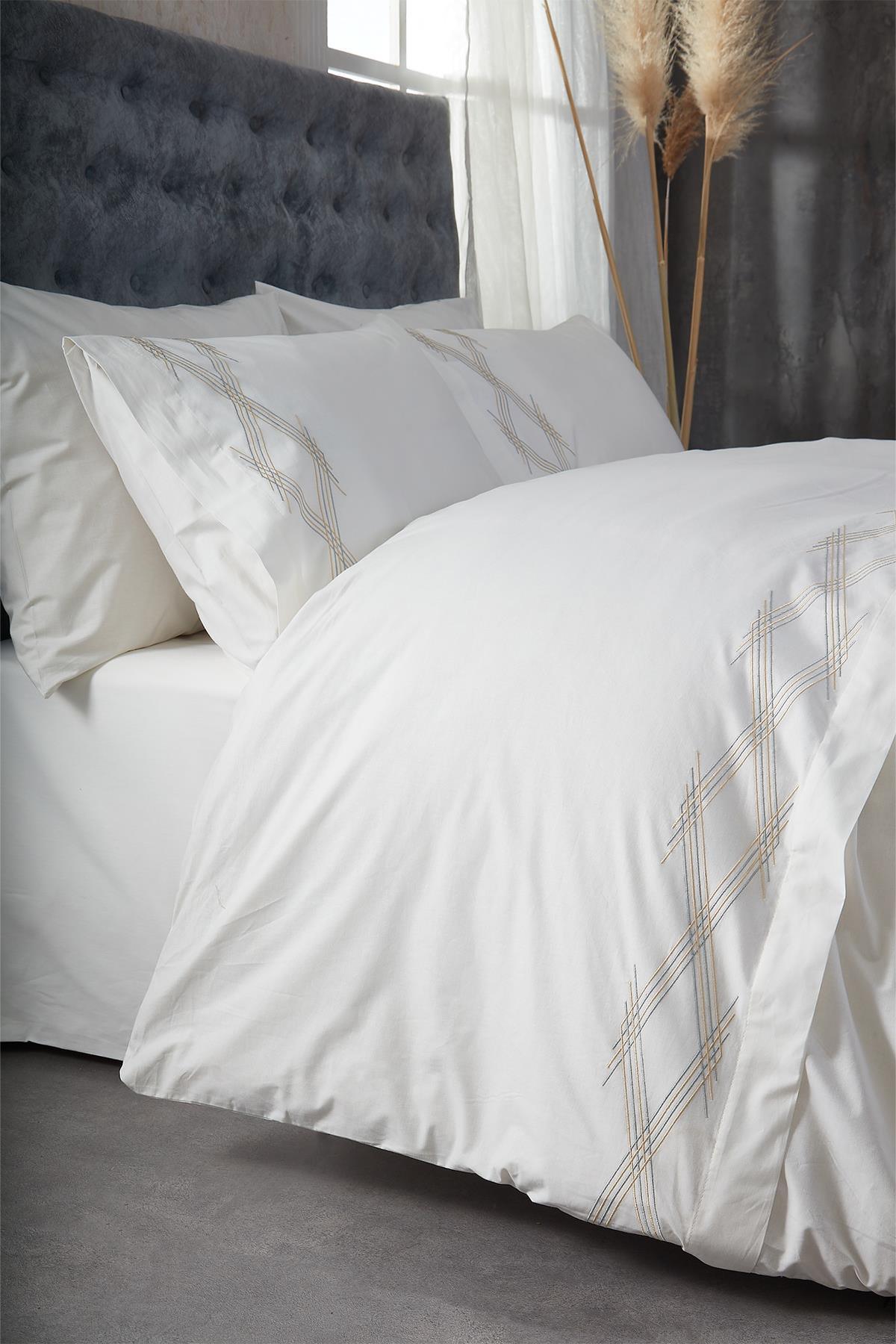Alizya Karo besticktes Doppel-Bettwäsche-Set, 6-teilig – Nazik Home – Wert für mein Zuhause!