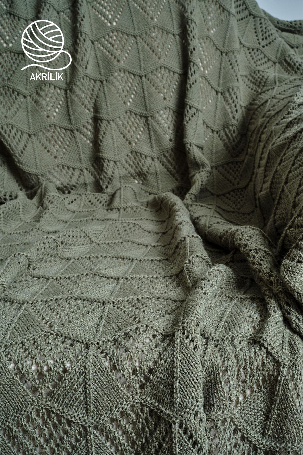 Grüne Acryl-Strickdecke für das Sofa mit tiefem Strickmuster, geometrischem Design und Spitzenstruktur
