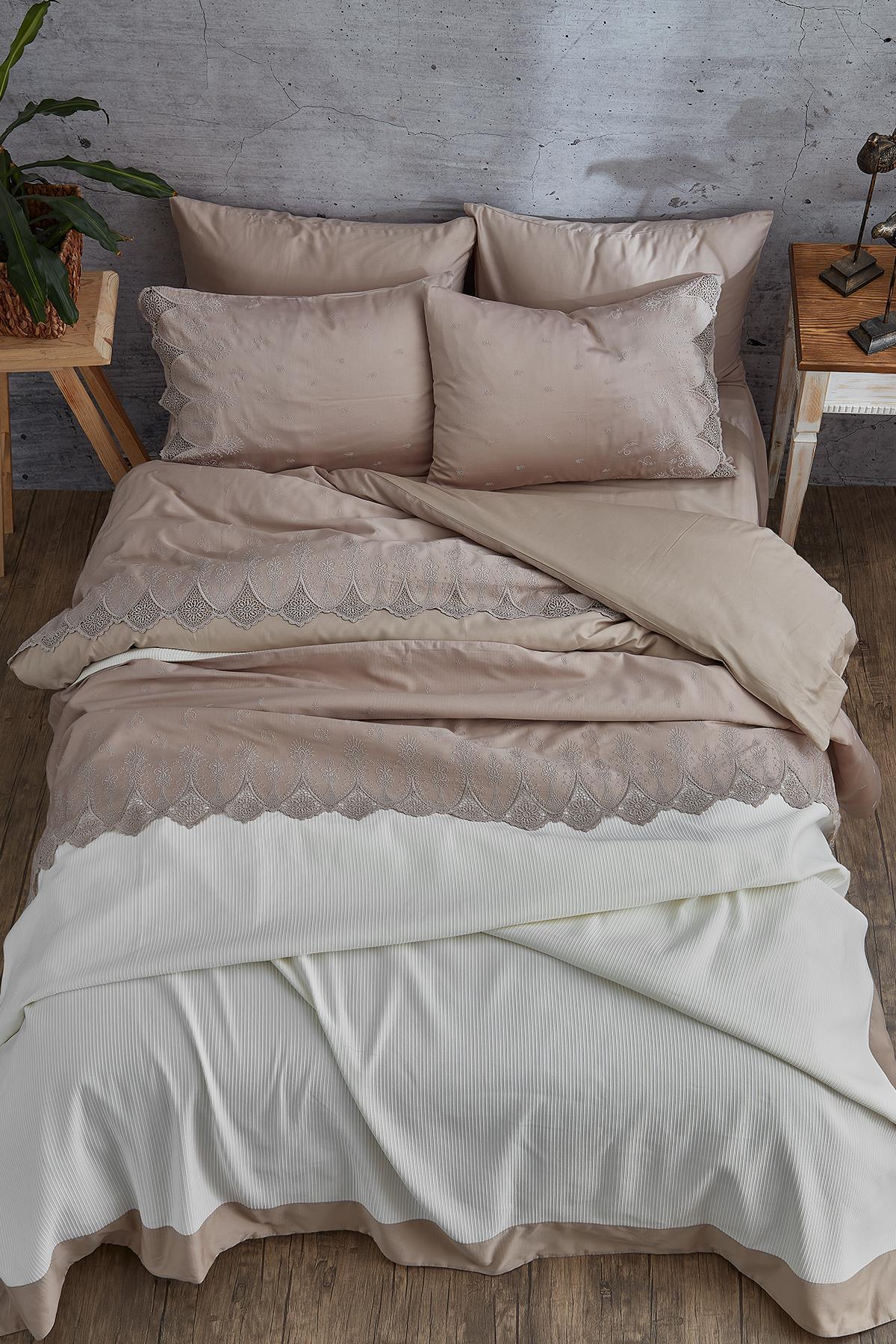 Emma Dantelli Super King Size 7-teiliges Bettwäsche- und Tagesdecken-Set – Nazik Home – Wert für mein Zuhause!