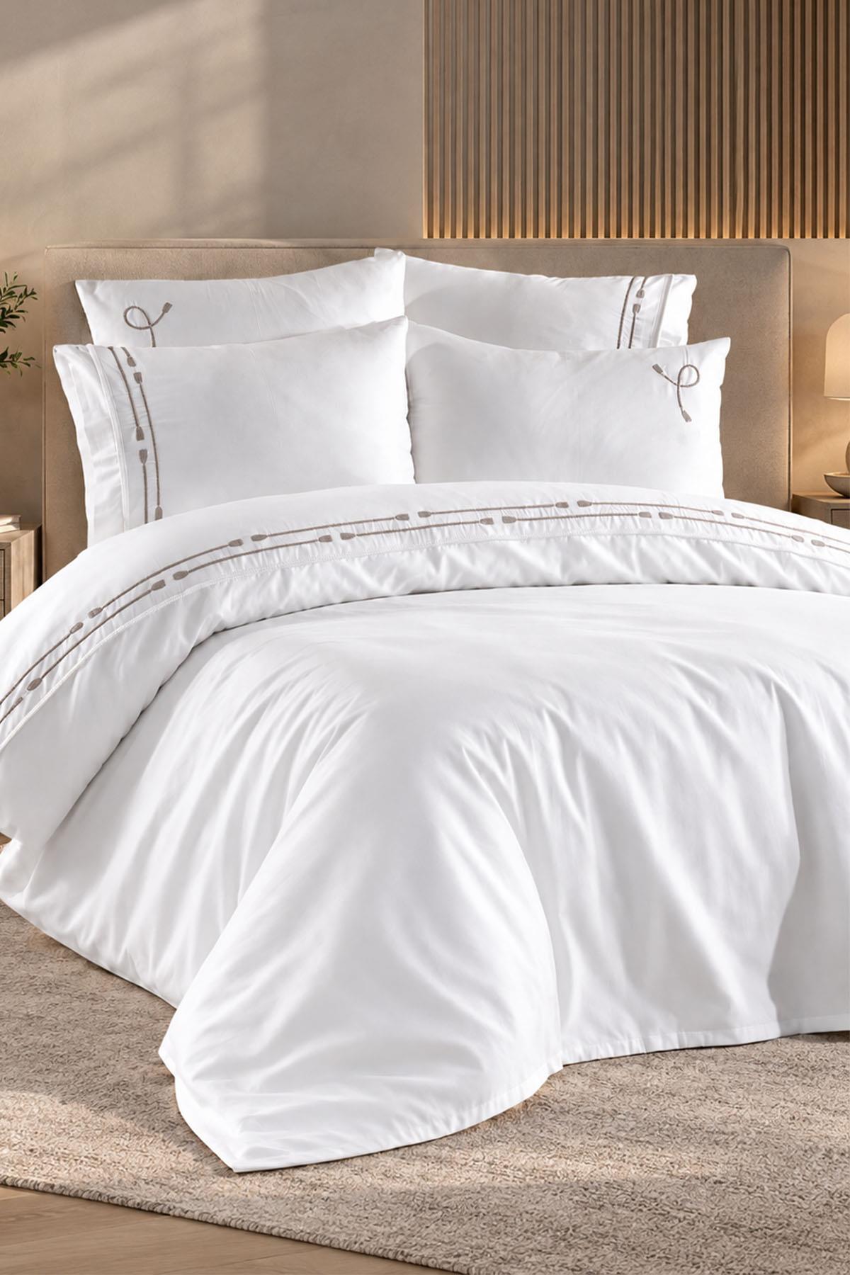 Roman Embroidered Cotton Satin Super King Size 6-Piece Bedding Set