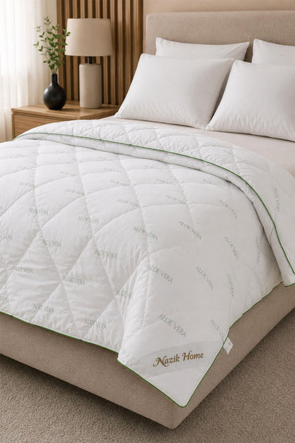 Aloe Vera Piped Duvet Double (195 x 215 cm)