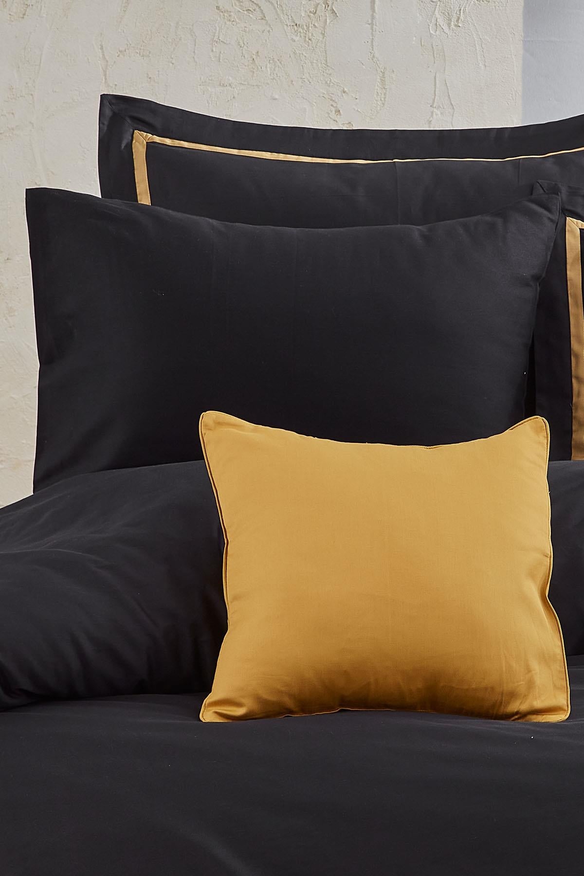 Carisma 7-teiliges Bettwäsche-Set aus Baumwollsatin, Super King Size, mit Biese