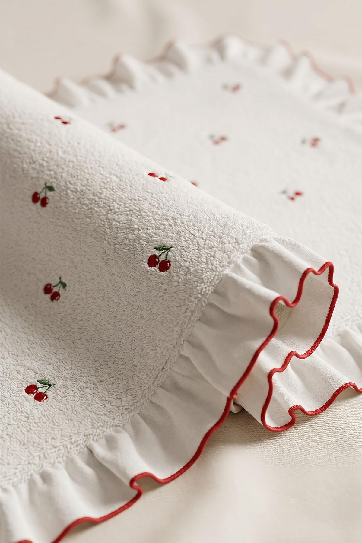 Cherry Kiraz 2-teiliges Badematten-Set mit Stickerei (60 x 100 cm)