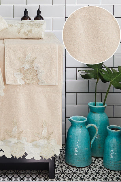 Florence Lace Hand Towel (30 x 50 cm)