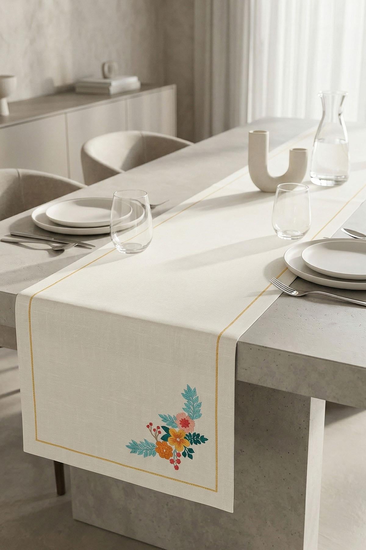 Oransis Tischläufer mit Blumenstickerei, fleckabweisend und pflegeleicht (40 x 140 cm)